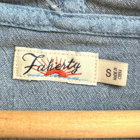 Faherty V-Neck Striped Hoodie Day Tripper Sz Small - Picture 3 of 5